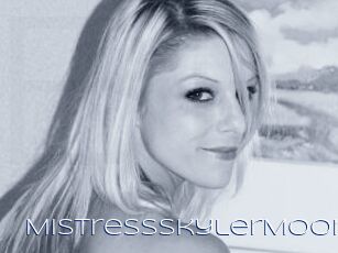 MistressSkylerMoon