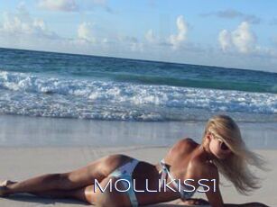 MolliKiss1
