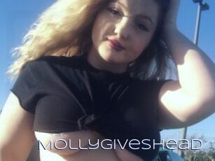 MollyGivesHead