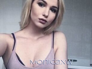 Monicaxw