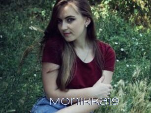Monikka19