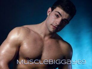 MuscleBigGay69