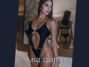 Mia_damms