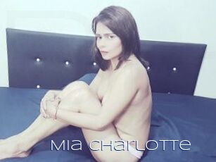 Mia_charlotte