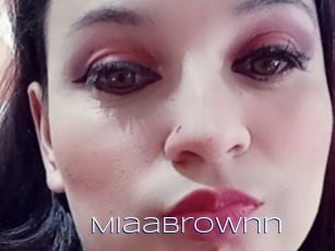 Miaabrownn
