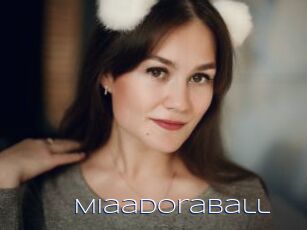 Miaadoraball