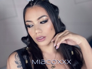 Miacoxxx