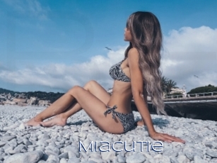 miacutie Blue Hot