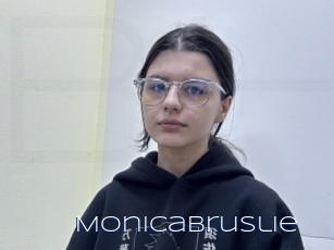 Monicabruslie