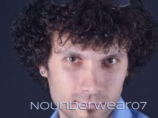 NoUnderwear07