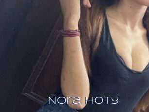 Nora_hoty