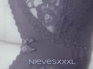 NievesXXXL