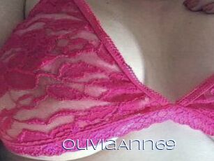Olivia_Ann_69