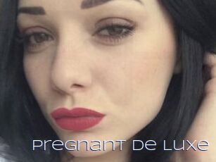 Pregnant_De_Luxe