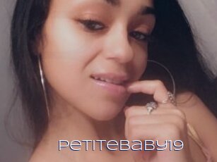 Petitebaby19