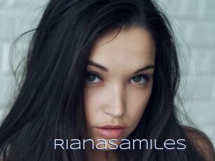 RianaSamiles