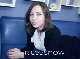 RileySnow Blue Hot