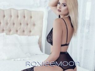 RoxieeMoon