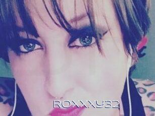 Roxxxy32