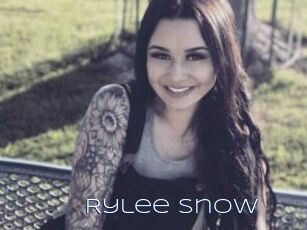 Rylee_Snow