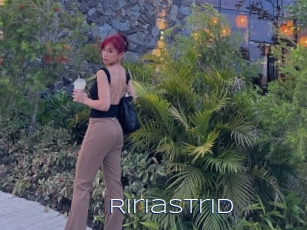 ririastrid Blue Hot