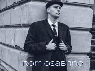 romiosabrino Blue Hot
