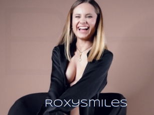 Roxysmiles