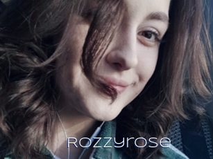 Rozzyrose