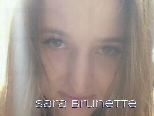 Sara_brunette