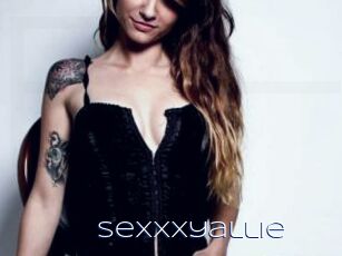 Sexxxyallie