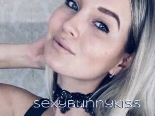 SexyBunnyKiss