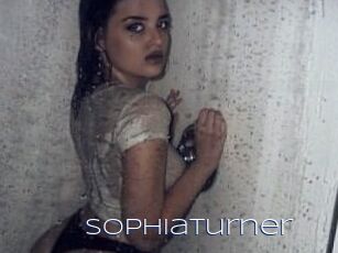 Sophia_Turner