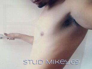 Stud_Mikey69