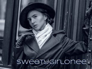 Sweetygirlonee