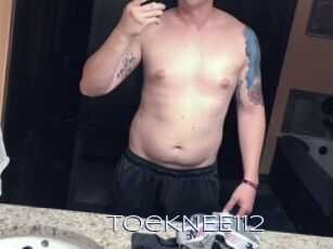 ToeKNEE112