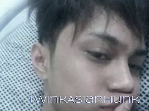 TwinkAsianHunk