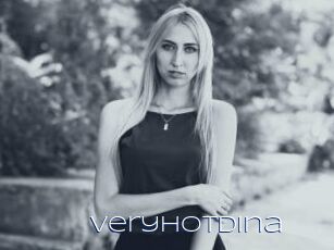 VeryhotDina
