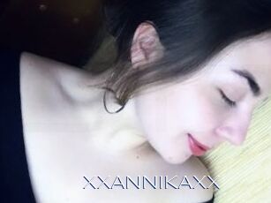 XxANNIKAxX